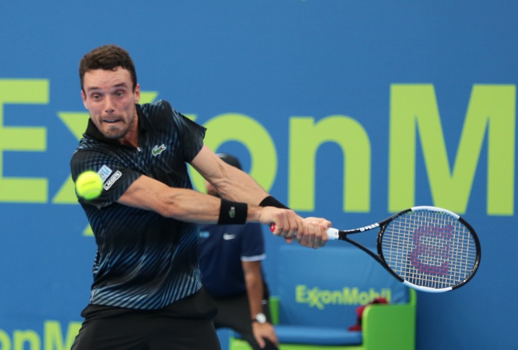 353153_854045_wawrinka___bautista_04_sam_2019