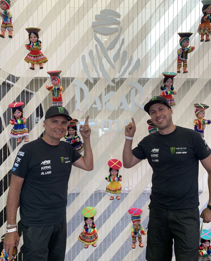 353226_854303_sem_tA_tulo_1