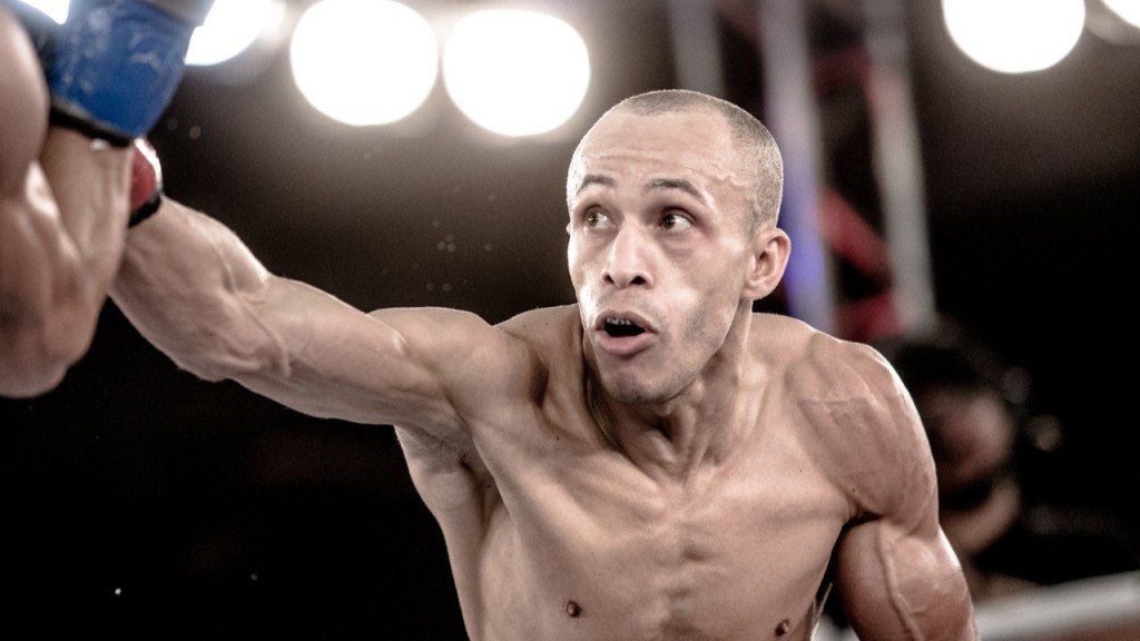 Atleta olímpico Robenilson de Jesus promete show no Boxing For You