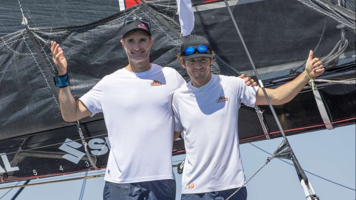 Charal erra nos Doldrums, mas fica em terceiro na IMOCA