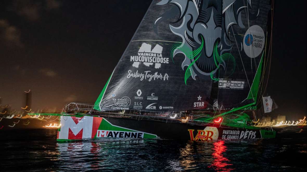 Festa para o VandB em Salvador (BA) mesmo na madrugada