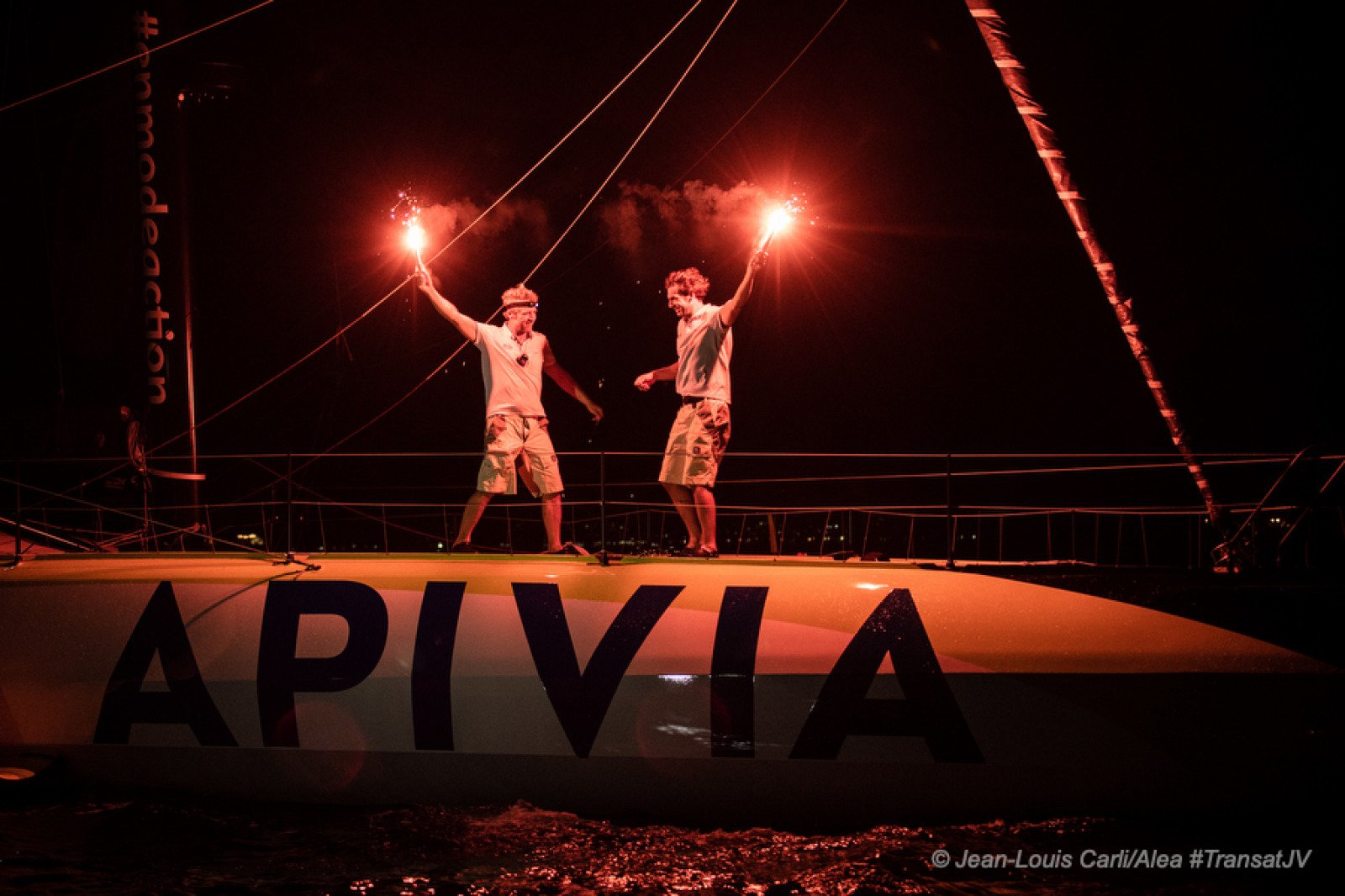 IMOCA tem vitória do Apivia; Transat Jacques Vabre é sucesso na Bahia