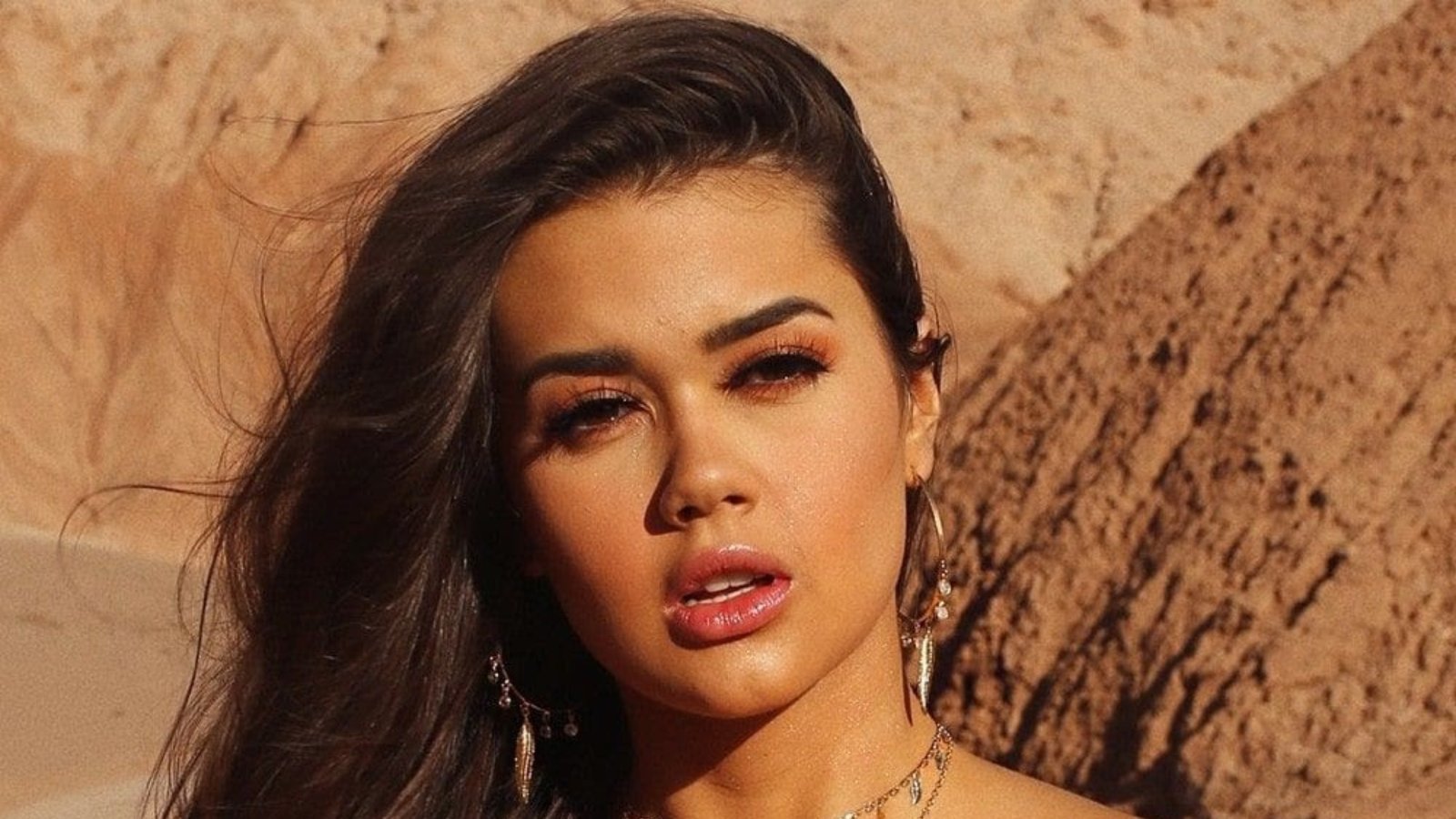 Blogueira Franciny Ehlke lança Coleção Free Spirit