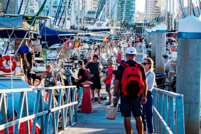 367541_902830__ddmm__vela_show_19_04_marlon_cameradsl_0273