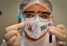 Meninas do Corinthians se reapresentam e fazem passaporte imunológico da startup HCA