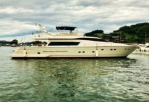Balneário Camboriú: Iate Marine oferece o maior barco da América Latina com 80 pés