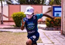 Mascote dos triatletas de Aquiraz é aluno da Escolinha de Triathlon