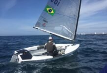 Jorge Zarif entra no Top 10 do Europeu de Finn