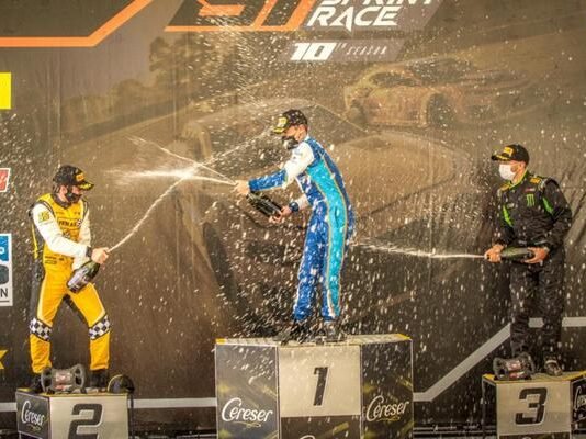 Pedro Aizza conquista mais um pódio na segunda prova da GT Sprint Race