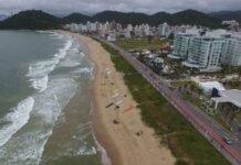 Praia Brava sedia Kite Day pela quarta vez na quarta-feira (3)