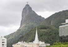 Atletas olímpicos aprovam etapa do Tour de France no Rio de Janeiro (RJ)