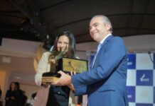 Pasqualotto> recebe o consagrado Prêmio Líderes SC