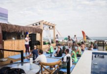 Canal OFF marca presença em Saquarema com ativação de marca e cobertura dos bastidores da etapa Brasil do Circuito Mundial de Surfe