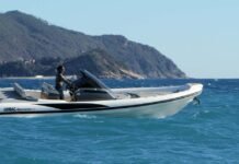 Lomac at the Cannes Yachting Festival with five boats in the water