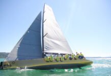 Parte da seleção brasileira de vela disputa Mundiais de 49er e Snipe