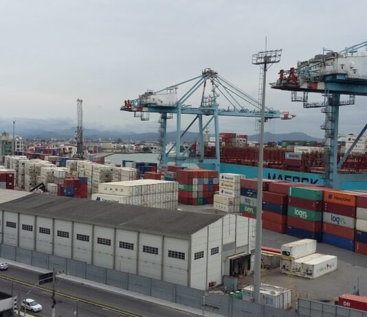 Antaq suspende processos simplificados de licitações do Porto de Itajaí