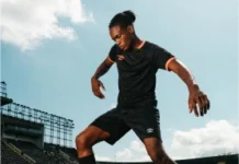 Nova chuteira da Umbro, Adamant é lançada com foco no mercado profissional e alta performance