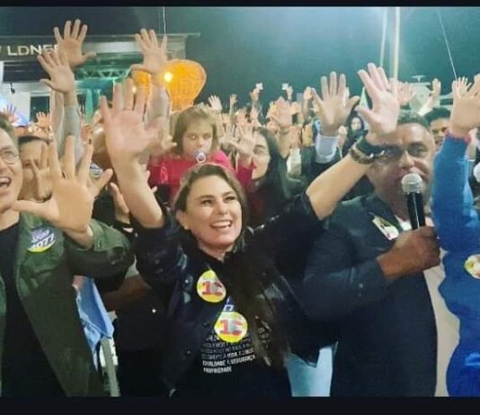 Por mais mulheres na vida pública é um dos compromissos da deputada e candidata à reeleição Paulinha