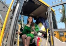 Deputada e candidata à reeleição, Paulinha vistoria obra do Morro de Zimbros