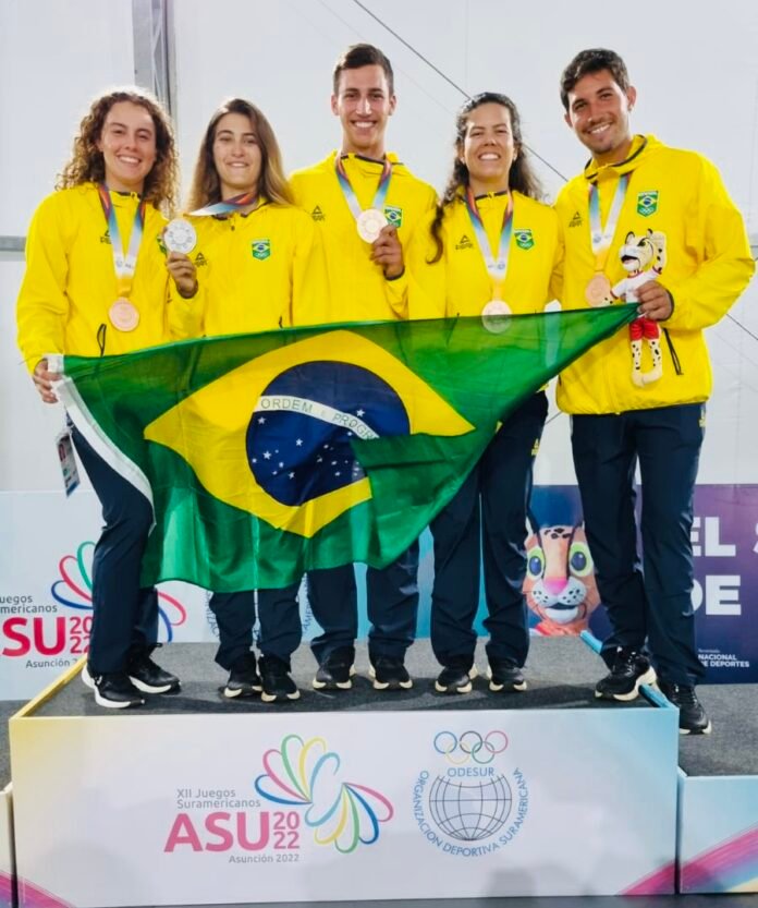 414051_1034944_9fe5949a_abcf_4119_ae2a_34b314dd1d8f