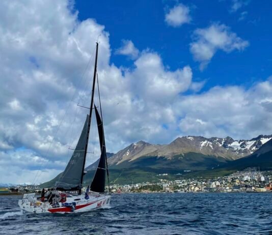 Vitória de barco japonês na etapa argentina da Globe 40