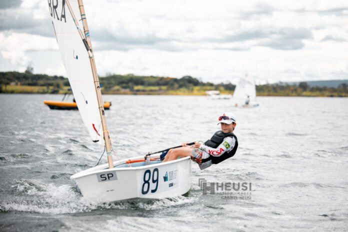 BRAop_dia06_0043_9356_HeusiAction-bdfe