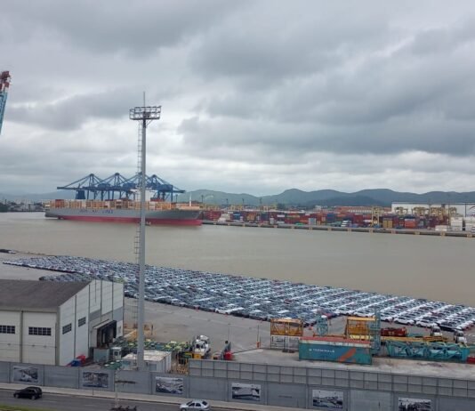 Lideranças locais pedem apoio da ANTAQ de Santa Catarina para impugnação do processo de arrendamento da área B do Porto de Itajaí