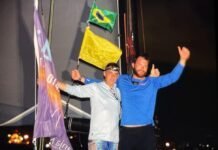 Amhas vence etapa da Volta ao Mundo Globe 40 no Recife (PE)