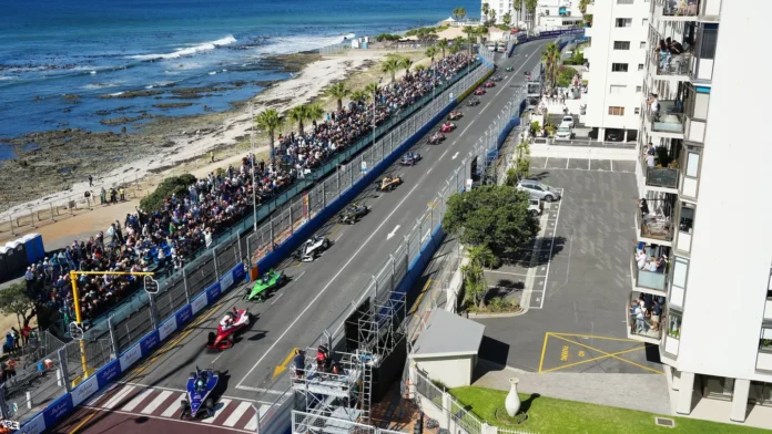 cape-town-beach-race-action