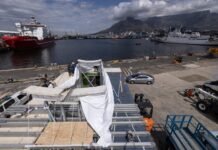 Tensão a 600 milhas – GUYOT – Team Europe se aproxima da Cidade do Cabo para consertos no casco