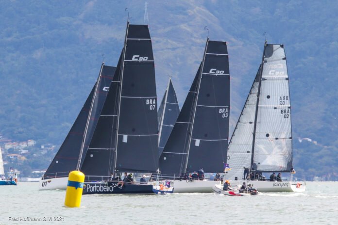 420890_1054393_395023_978517_fsh_0384