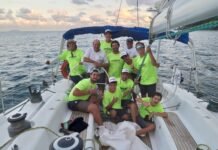 Barcos que disputam Semana Internacional de Vela de Ilhabela prestigiam regata em Ubatuba (SP)