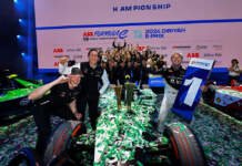 Cassidy conquista primeira vitória como piloto da Jaguar e lidera a Fórmula E