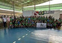 De Peito Aberto realiza entrega de uniformes para alunos do interior do Pará