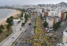 Corrida Dez Milhas Garoto bate recorde de inscritos e encerra com 15 mil participantes