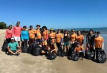 CBVela realiza mutirão de limpeza nas praias de Fortaleza (CE)