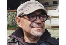 Escritor baiano é candidato a vaga na Academia Brasileira de Letras