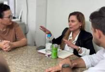 Deputada Paulinha busca solução para cruzamentos nos bairros Santa Regina e Espinheiros, em Itajaí Imagem = Peterson Paul / Gabinete Paulinha