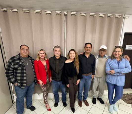 Deputada Paulinha empossa nova executiva do Podemos em Criciúma e visita o prefeito Vaguinho