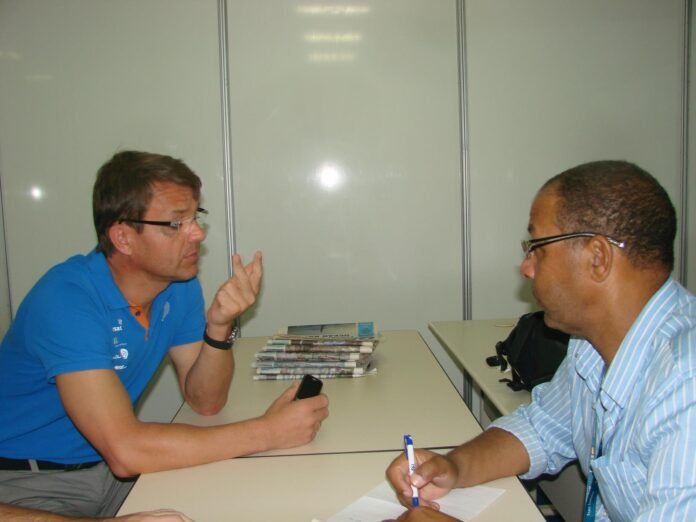 2 2012 PRIMEIRA PARADA.EU5