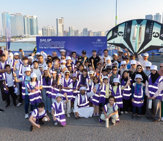 Martine Grael participando de ação do SailGP InspireCréditos: SailGP |Créditos: SailGP