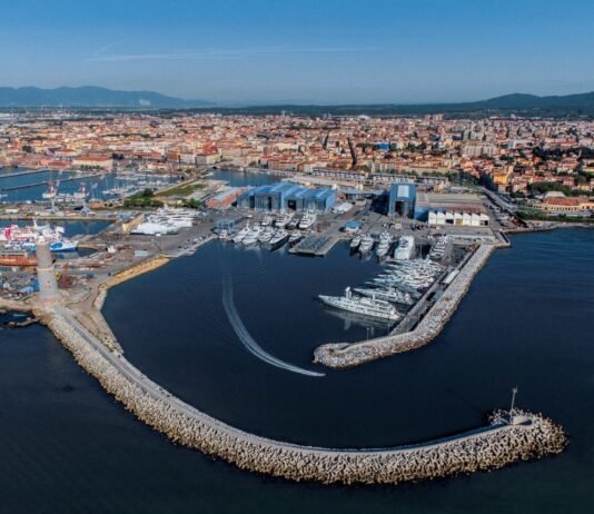 Azimut Benetti Group apresenta “Connecting Excellences” no World Boating Day 2026 em Livborno