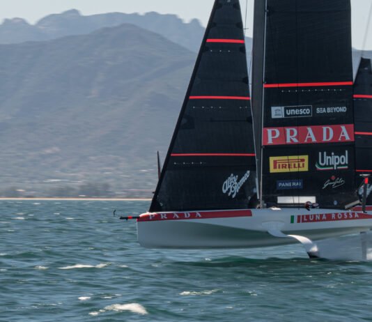 38ª America’s Cup: Luna Rossa domina primeiro dia da Preliminary Regatta Sardinia com grandes resultados para ambas as equipes