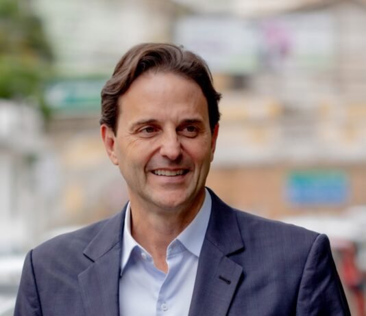 Santa Catarina consolida, neste momento, um movimento estrutural: deixa de ser apenas um polo industrial relevante para se posicionar como hub estratégico da indústria de defesa no hemisfério sul.