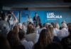 The Ocean Race 2027 – prefeito de Alicante, Luis Barcala aponta que a regata gera na cidade 1,65 milhão de visitantes, oito mil empregos criados, um impacto direto de €467 milhões no PIB © Amalia Infante / The Ocean Race