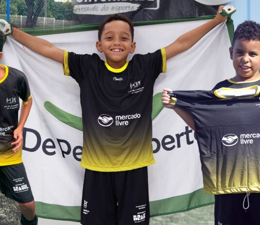 Olho na Copa e pés no futuro: baianos da De Peito Aberto se inspiram em craques da Seleção