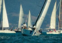 Premiação da Regata Daycoval reconhecendo as equipes que se destacaram nas diferentes classes da competição.