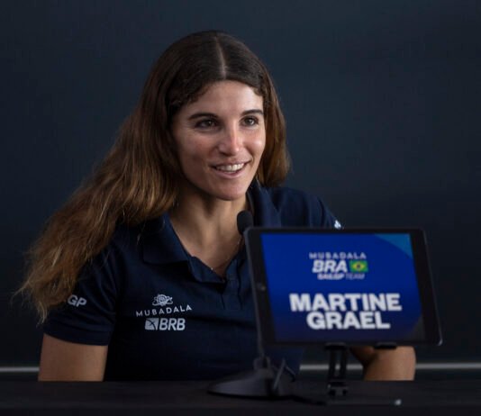 Mubadala Brazil SailGP Team Martine Grael retorna ao comando do F50 brasileiro, enquanto Richard Mason assume a função de técnico da equipe.