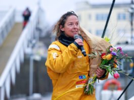 Velejadora francesa Alexia Barrier fará história como a primeira mulher a competir na Classe ULTIM da Route du Rhum 2026