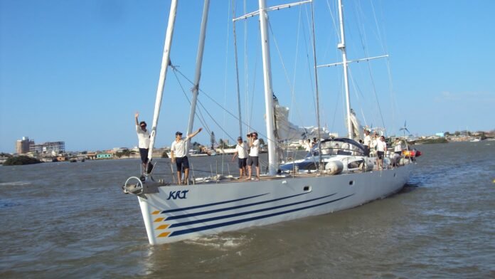 Familia Schurmann -Foto Regata News AP PARTIDA PARA EXPEDICÃO ORIENTE Familia Schurmann -AP (263) PARTIDA PARA EXPEDICÃO ORIENTE